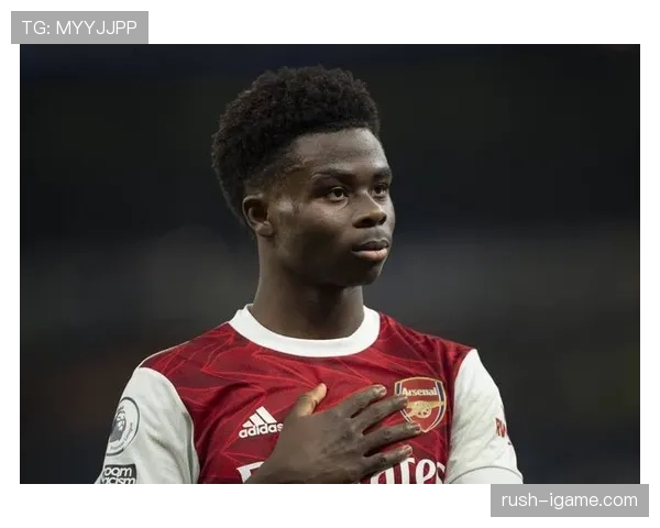 萨卡助攻表现稳健，出色视野与技术引领球队攻势